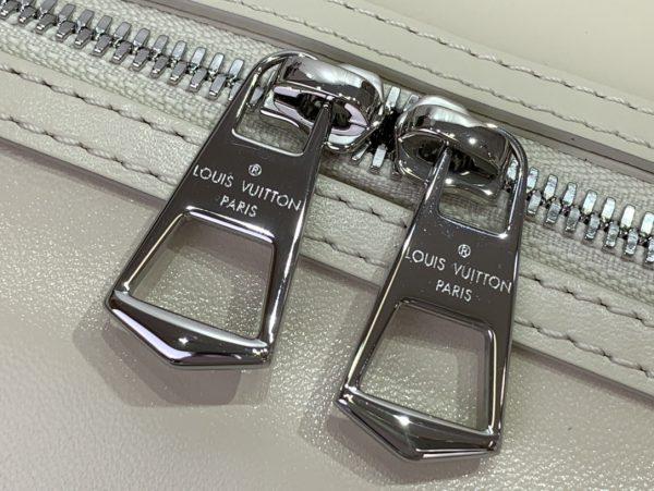 LV Vibe Newness Women Bags - Image 6