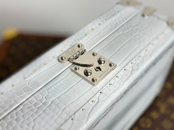 Louis Vuitton Epi Coffret 8 Montol - Image 11