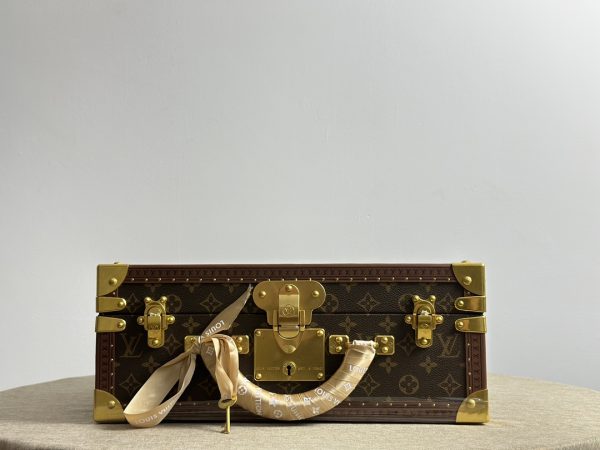 Louis Vuitton Flower Trunk Malle Fleurs Classic Monogram