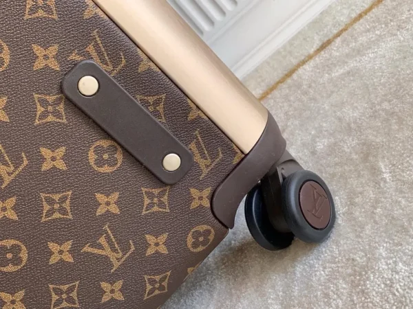 Louis Vuitton Horizon 50 NEW Rolling Luggage Suitcase - Image 7