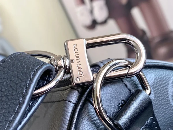 Louis Vuitton Keepall Bandouliere 50 Monogram - Image 9