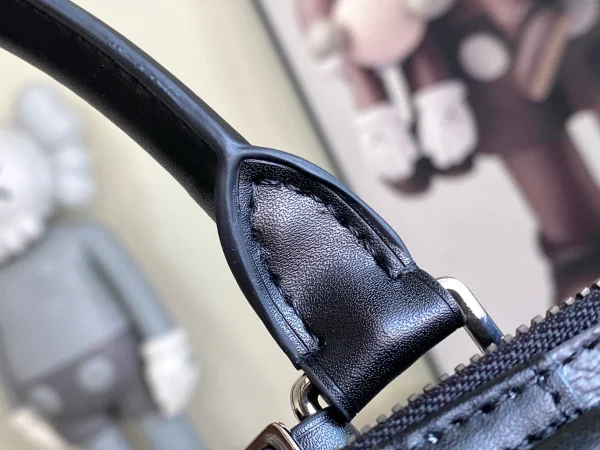 Louis Vuitton Keepall Bandouliere 50 Monogram - Image 10