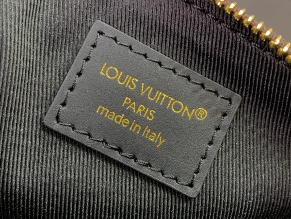 Louis Vuitton Keepit Belt Bag - Image 9