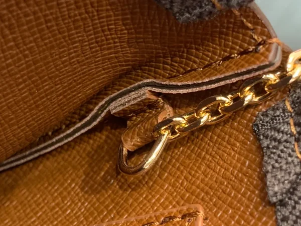 Louis Vuitton LV Monogram Monogram Bucket PM Pouch Vintage - Image 8
