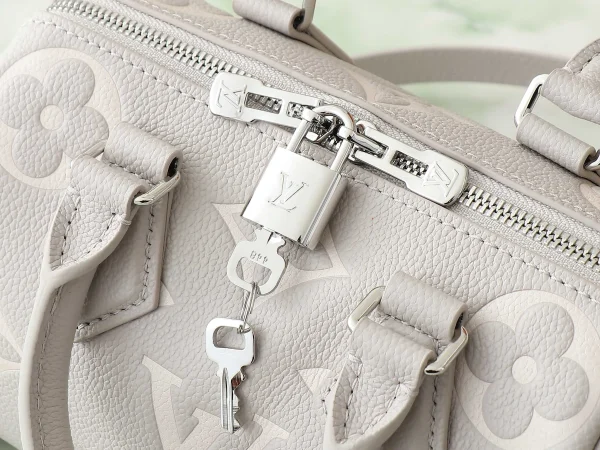 Louis Vuitton Monogram Empreinte Leather Speedy Bandouliere - Image 12