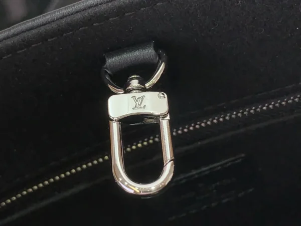 Louis Vuitton PM Monogram Empreinte  Handbags - Image 8