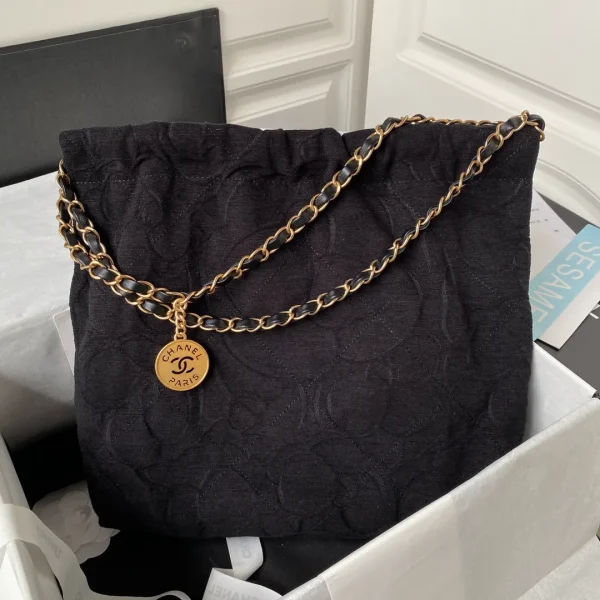 Luxury Calf Leather Chain Black Leather Bag - Image 4