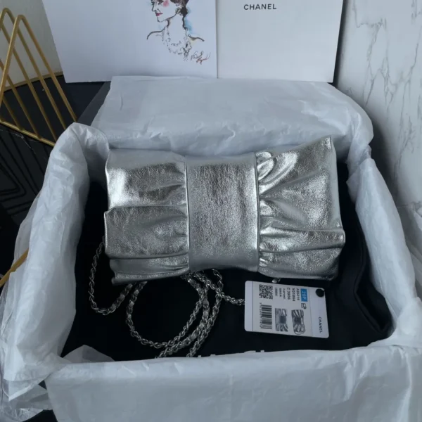 Luxury Designer Chain Bag Clutch with Bowknot - Image 6