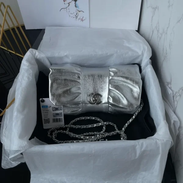 Luxury Designer Chain Bag Clutch with Bowknot - Image 9