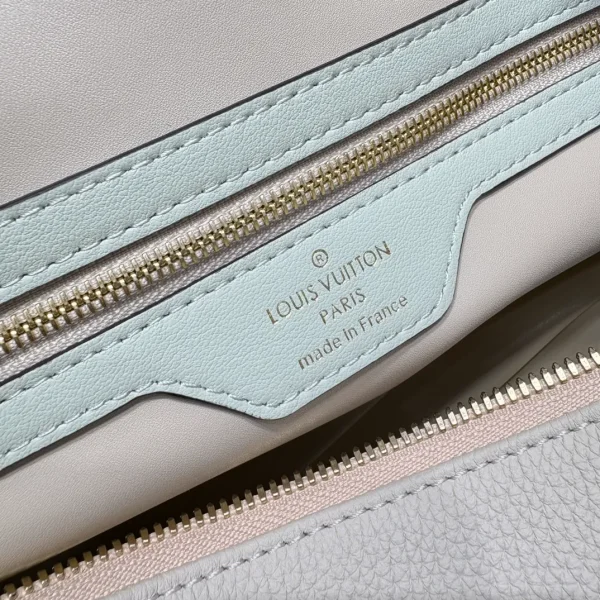 Luxury Designer Medium Bucket Bag - Image 2