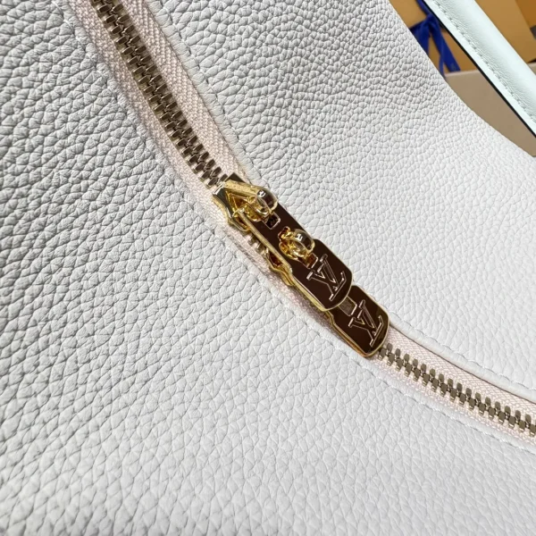 Luxury Designer Medium Bucket Bag - Image 9