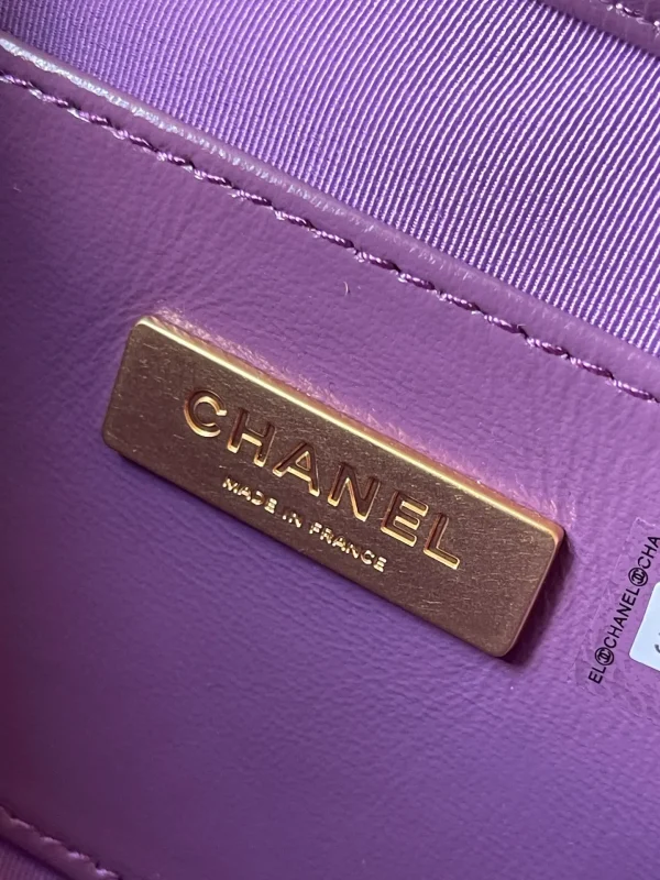 Luxury Leather Crossbody Bag for Women - Image 2