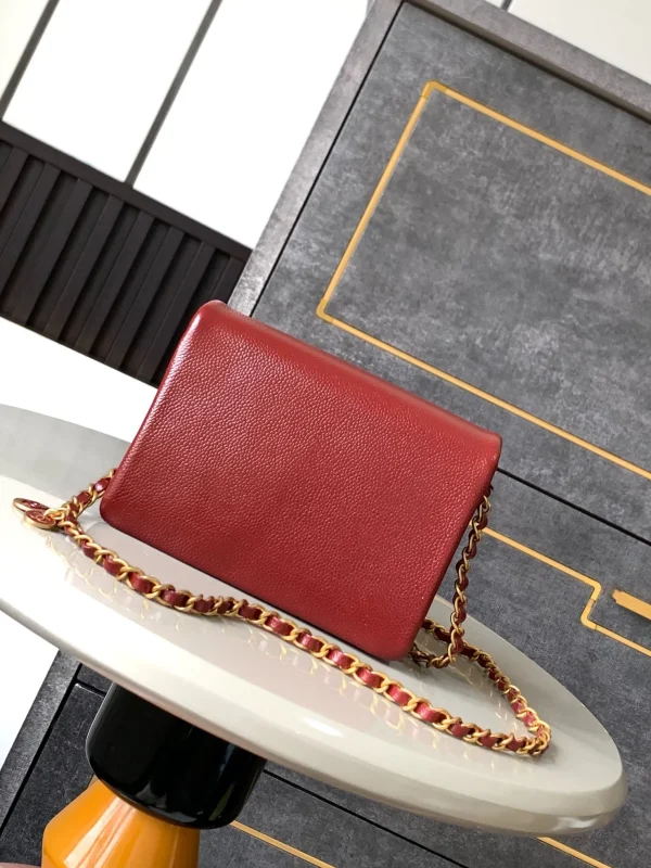 Maxi Clutch Bag, Grained Shiny Calfskin & Gold-Tone Metal, Black - Image 6