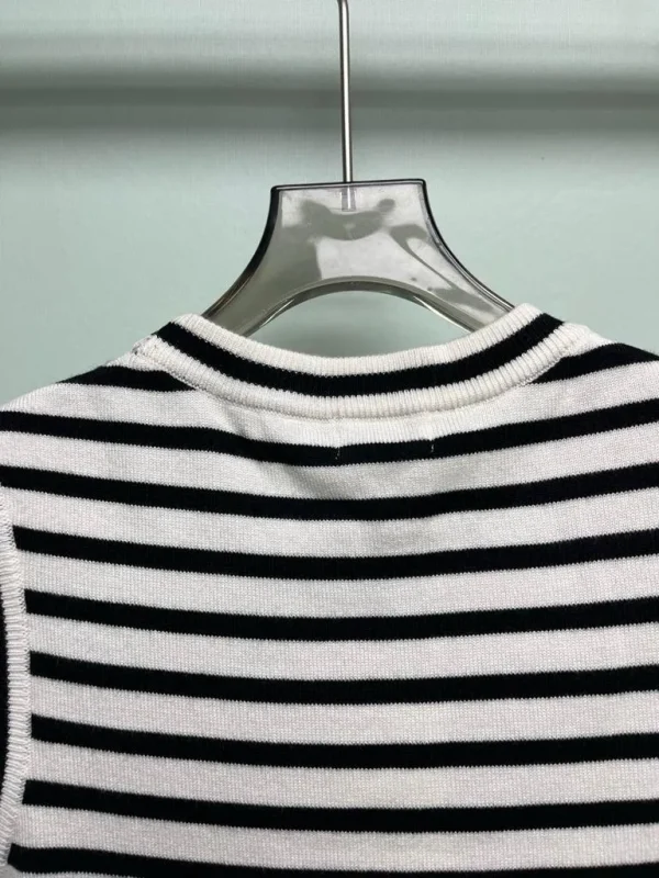 Milumia Women Striped Crop Tank Tops Sleeveless Skinny Tee - Image 4