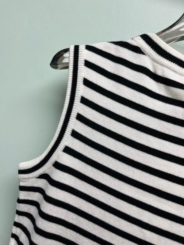 Milumia Women Striped Crop Tank Tops Sleeveless Skinny Tee - Image 5