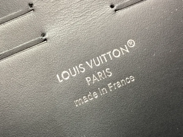 Pochette Kasai Monogram Shadow - Image 2