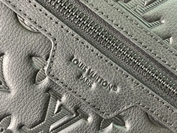 Pochette Kasai Monogram Shadow - Image 5