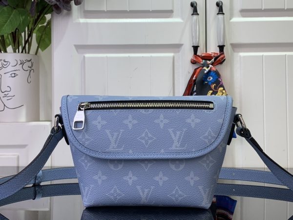 Pulse Messenger Louis Vuitton
