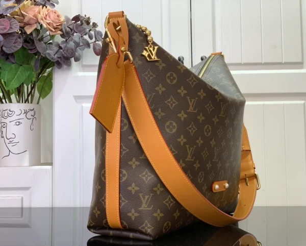 Vagabond Hobo Bag Luxury G69 Brown - Image 4