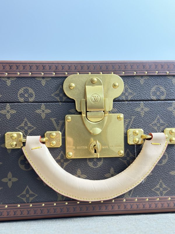 Vanity Accessoires Monogram Canvas - Image 3