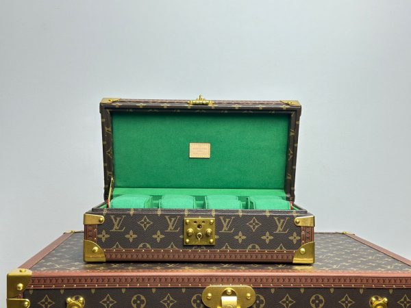 Vanity Mahjong Trunk Monogram Canvas - Image 3