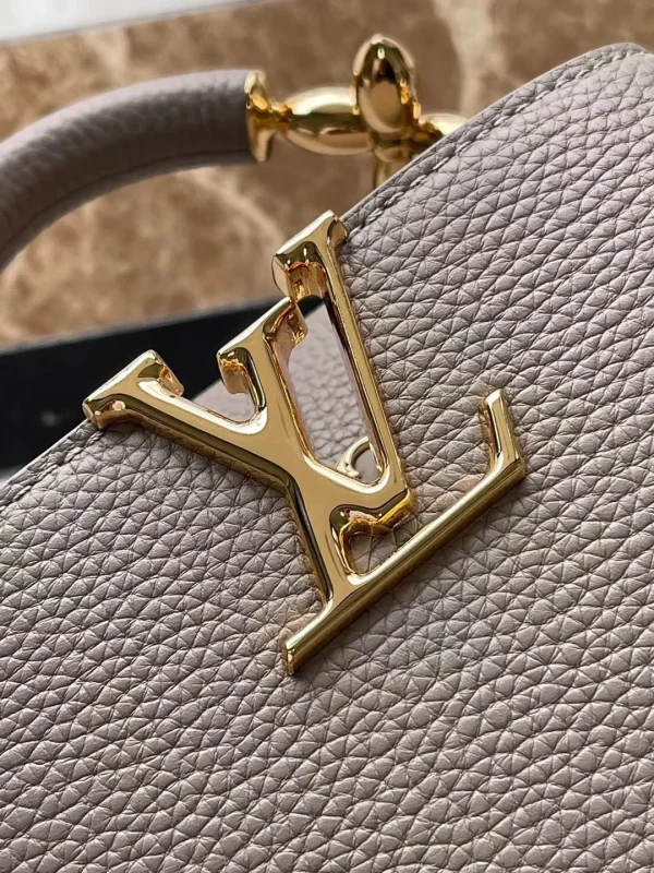 Capucines MM Capucines Handbags - Image 8
