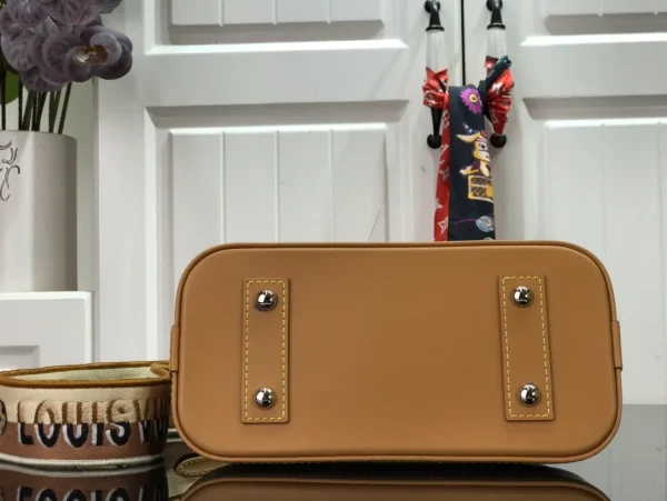 Blossom PM Mahina Leather Handbags - Image 5