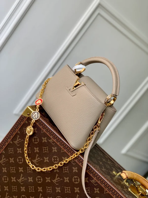 Capucines BB Capucines Handbags - Image 3