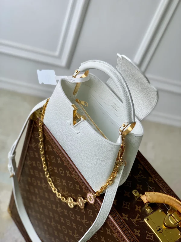 Capucines BB Taurillon Leather - Image 10