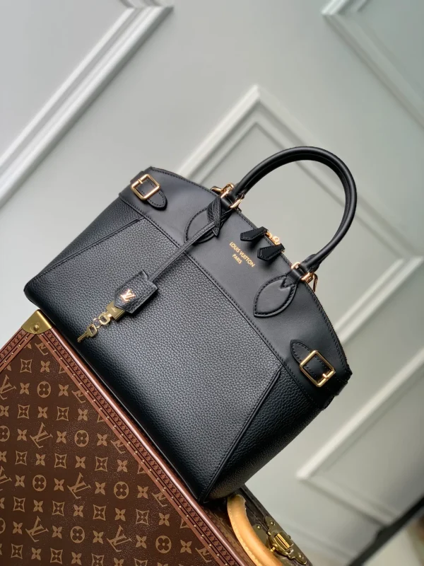 Designer Genuine Leather Medium Sized Shoulder Bags With Lock High Capacity Womens Handbag - Image 3