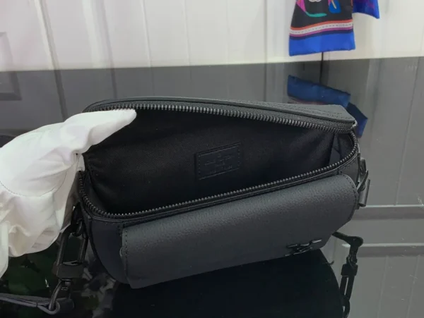 Fastline Messenger LV Aerogram Men Bags - Image 10