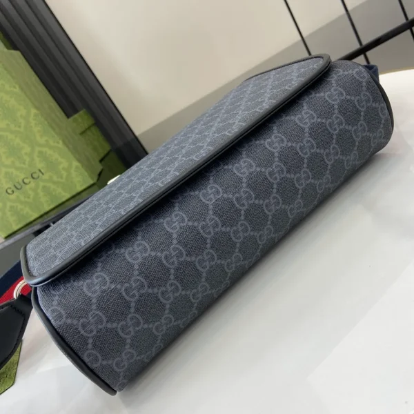 GG Black Medium Crossbody bag in black GG Supreme - Image 7