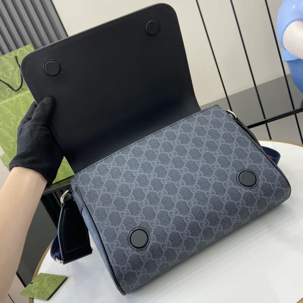 GG Black Medium Crossbody bag in black GG Supreme - Image 9