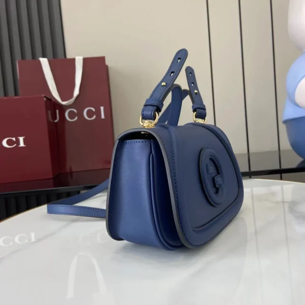 GG Emblem large tote bag - Image 4
