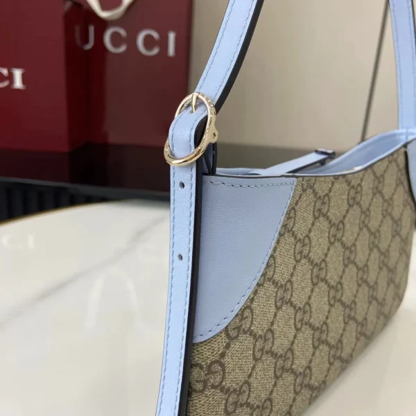 GG Emblem small shoulder bag - Image 8
