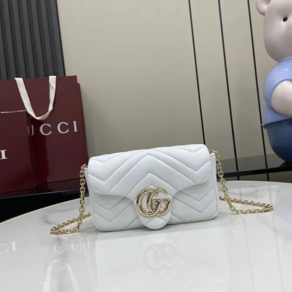 GG Marmont mini shoulder bag in white leather - Image 2