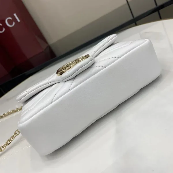GG Marmont mini shoulder bag in white leather - Image 6