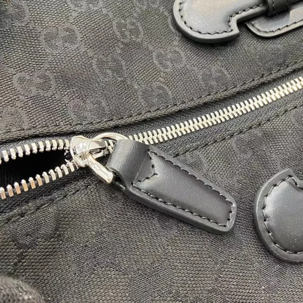 GG canvas medium duffle bag - Image 9
