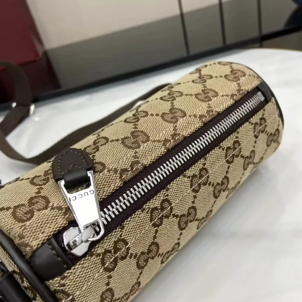 GG canvas mini bag in beige and brown GG canvas - Image 7