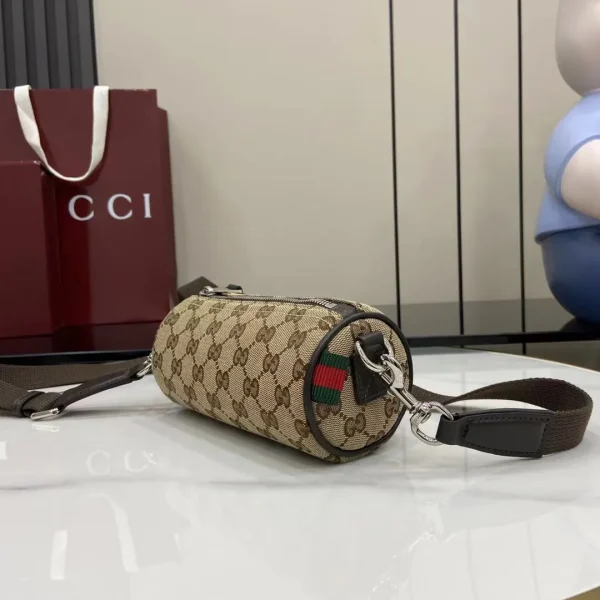 GG canvas mini bag in beige and brown GG canvas - Image 8