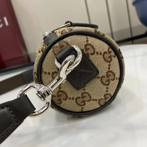 GG canvas mini bag in beige and brown GG canvas - Image 9