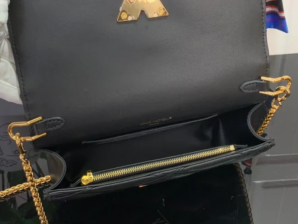 GO-14 GM Malletage Leather  Handbags - Image 6