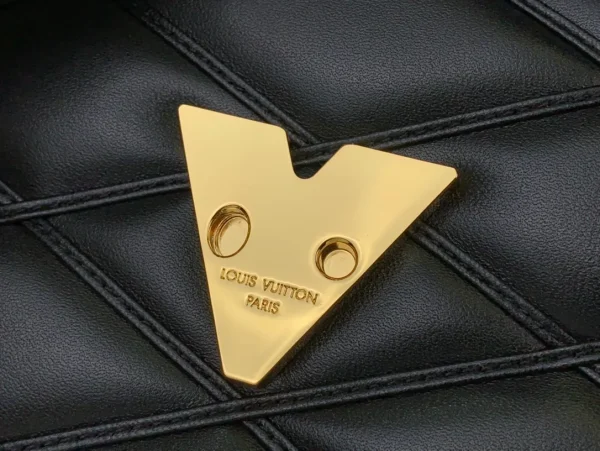 GO-14 GM Malletage Leather  Handbags - Image 8