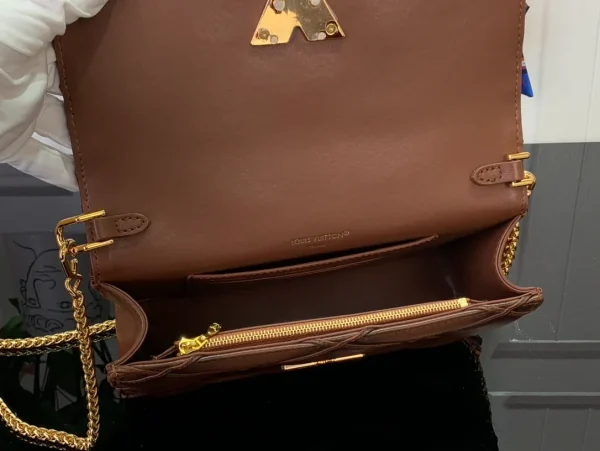 GO-14 MM Malletage Leather Bag - Image 6