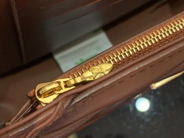GO-14 MM Malletage Leather Bag - Image 8