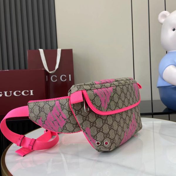 GUCCI Men's Small Bags & Pouches - Image 3