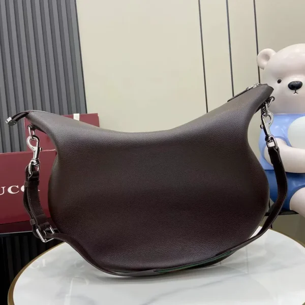 Gucci B small bag in dark brown leather - Image 6