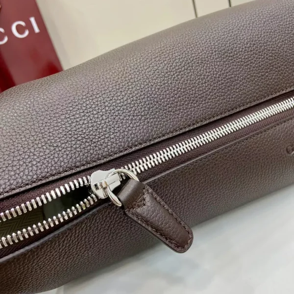 Gucci B small bag in dark brown leather - Image 9