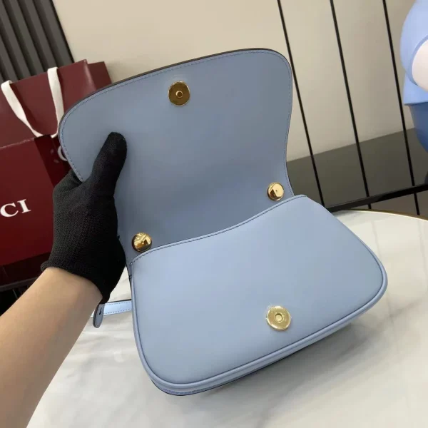 Gucci Blondie medium top handle bag for Women - Image 11