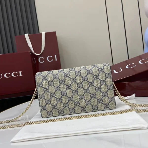 Gucci Cross-body Bags for Women - Image 4